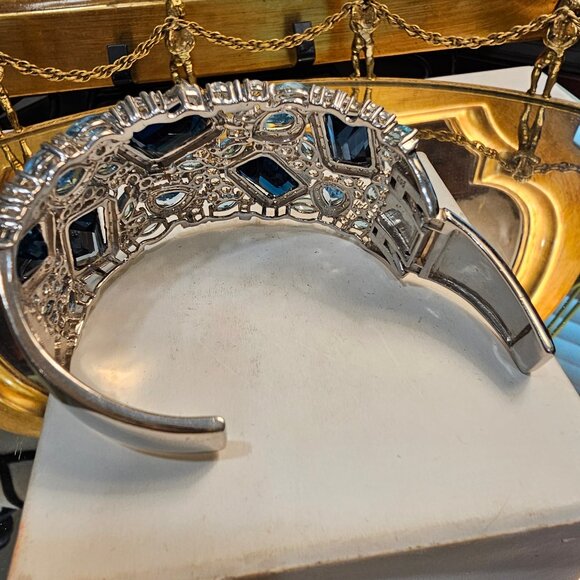 Gem Treasures "Kathy's Bracelet" MUSEUM QUALITY London Blue, Swiss Blue Bracelet - Picture 6 of 9